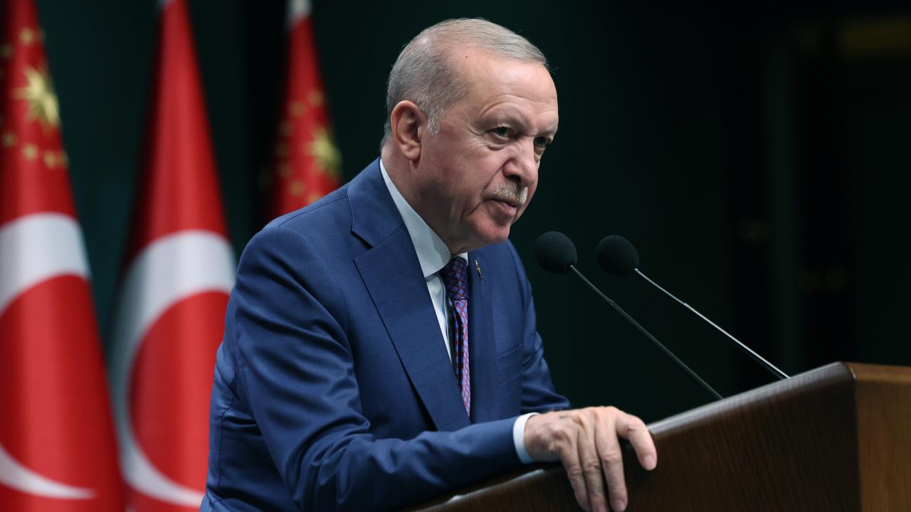 Cumhurbaşkanı Erdoğan, Kara Kuvvetleri'nin kuruluş yıl dönümünü kutladı
