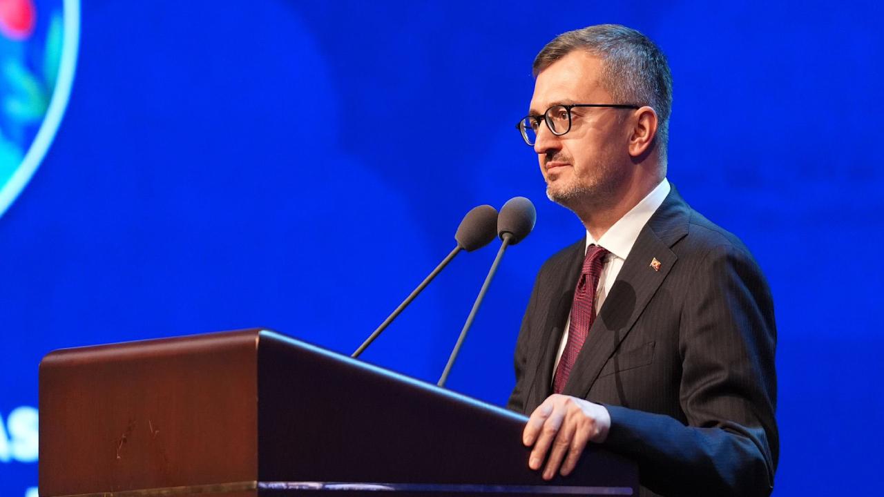 İletişim Başkanı Duran: 7 gün 24 saat 'Yeşil Vatan'ı yalnız bırakmıyoruz