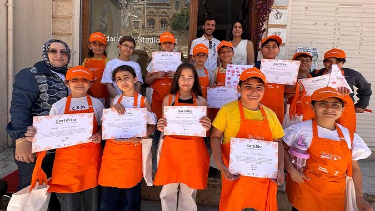Çocuk Atölyeleri’nde çocuklar ve gençler sanatla buluştu