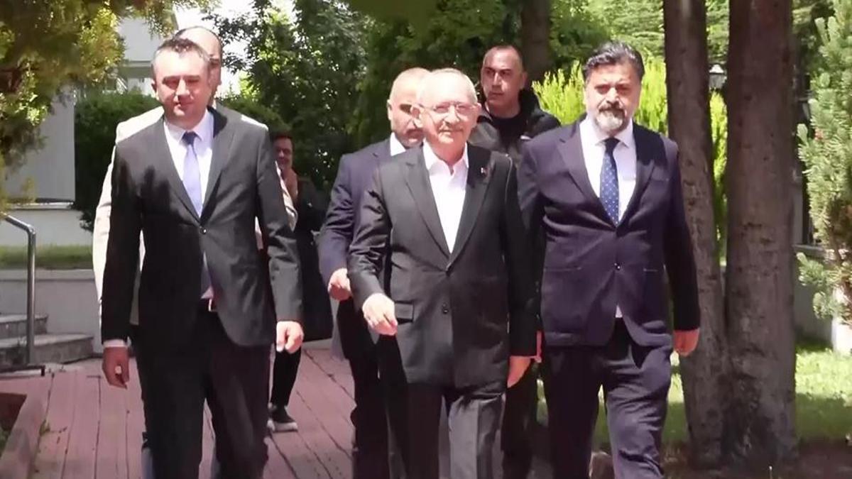 Kılıçdaroğlu gelişmeleri evinden takip etti
