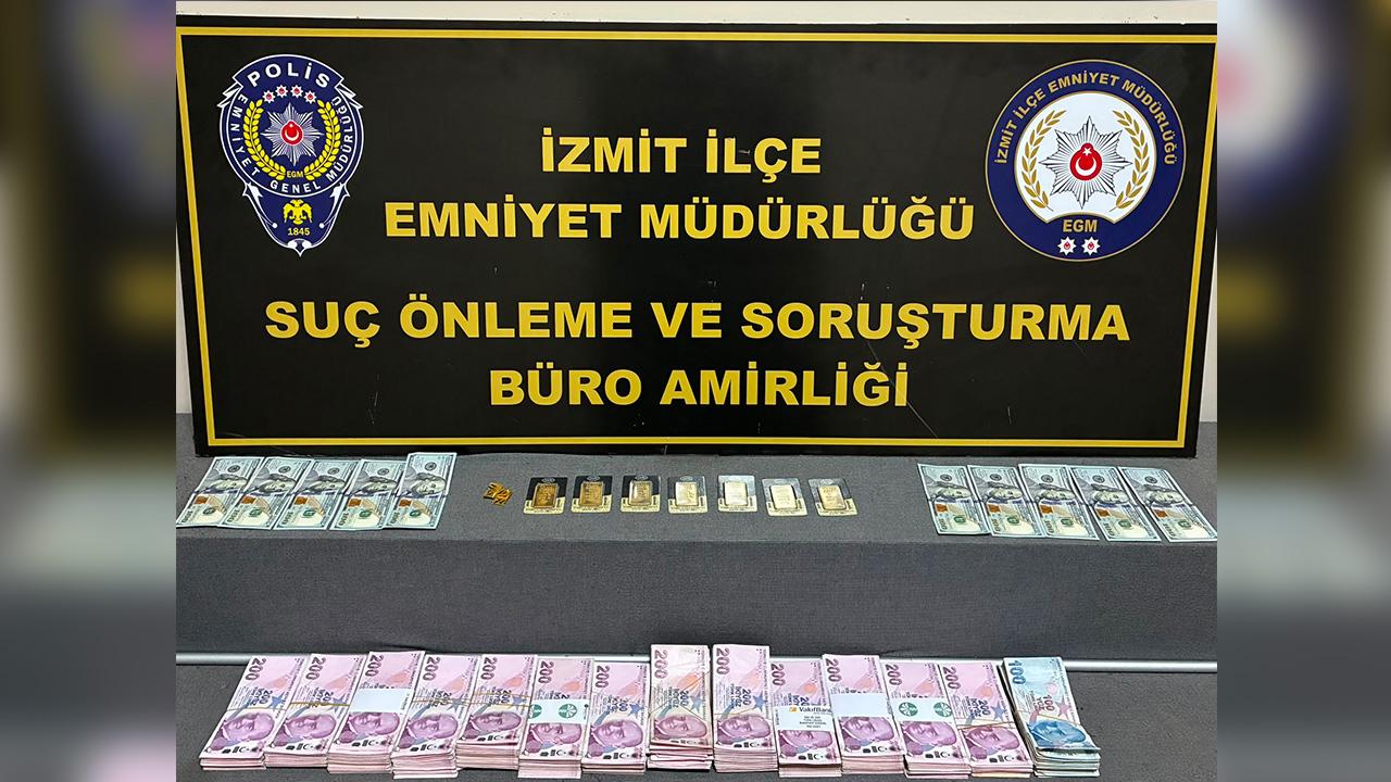 Kuyumcuları düşük ayarlı altınla dolandırmaya çalışan 2 şüpheli yakalandı