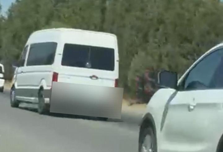 Otoyolda makas atan minibüsün sürücüsüne 21 bin lira ceza