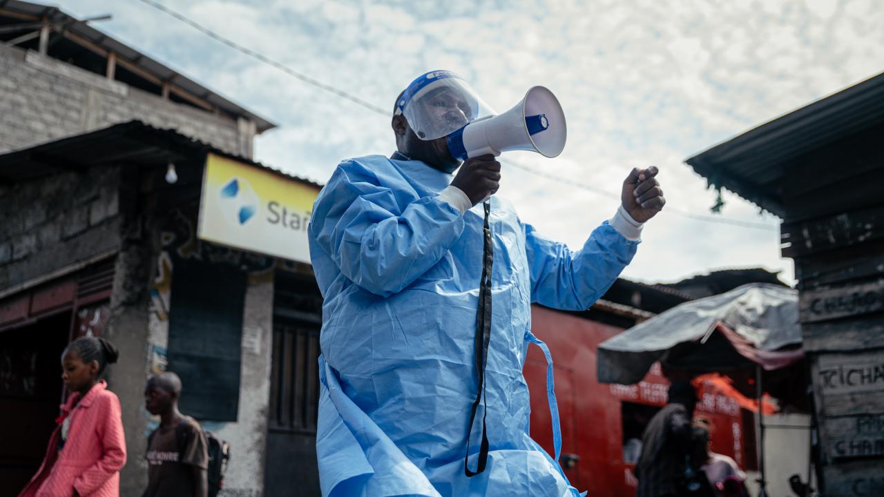 Kongo Demokratik Cumhuriyetinde rekor hızla büyüyen Ebola salgını endişe yaratıyor