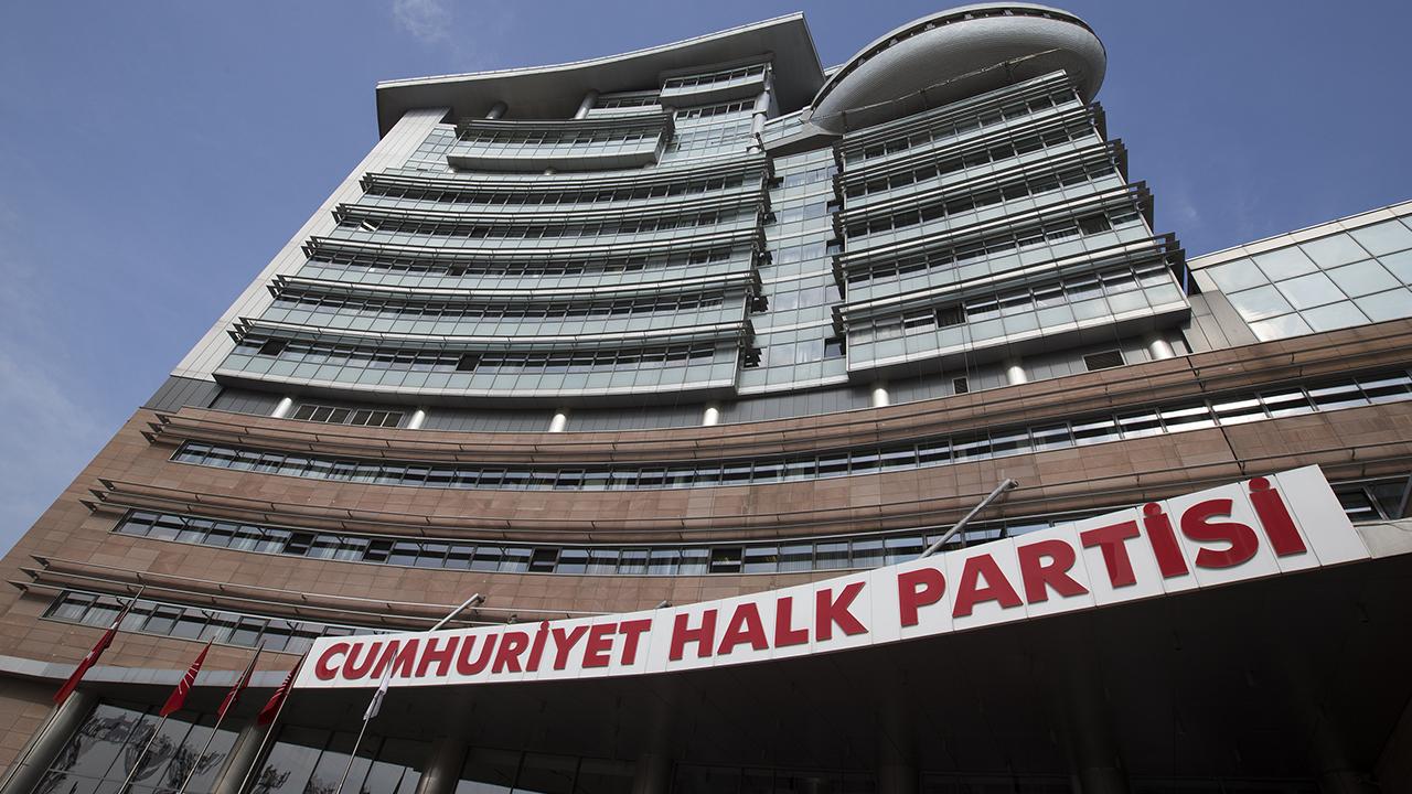 Özgür Özel'den olağanüstü kurultay başvurusu