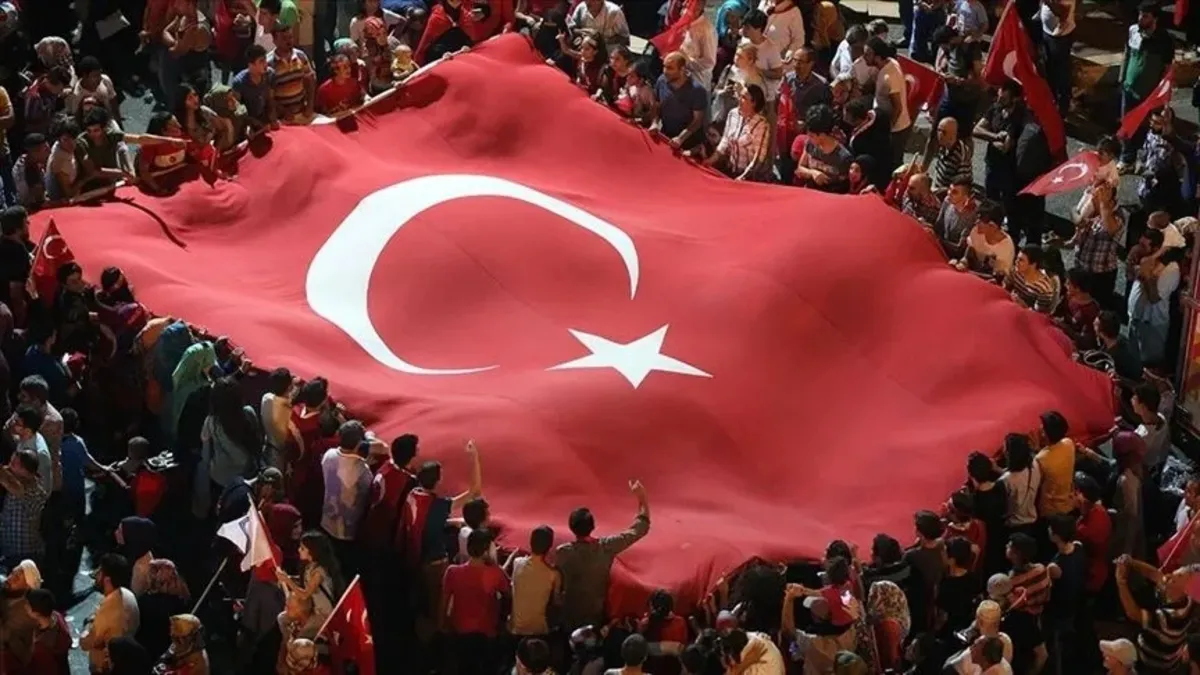 FETÖ'nün darbe girişiminin üzerinden 10 yıl geçti: Cumhurbaşkanlığı Kabinesi üyelerinden 15 Temmuz mesajları
