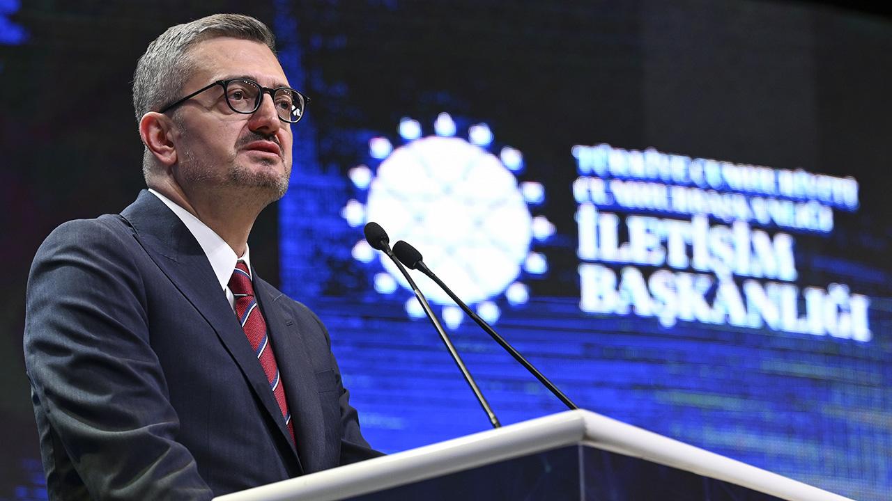 İletişim Başkanı Duran: 15 Temmuz'u gelecek nesillere aktarmak ortak sorumluluğumuzdur
