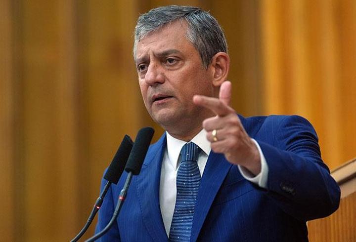 Gözler Özgür Özel'in yeni parti adımında! "CHP'siz CHP" Abdulkadir Selvi yazdı
