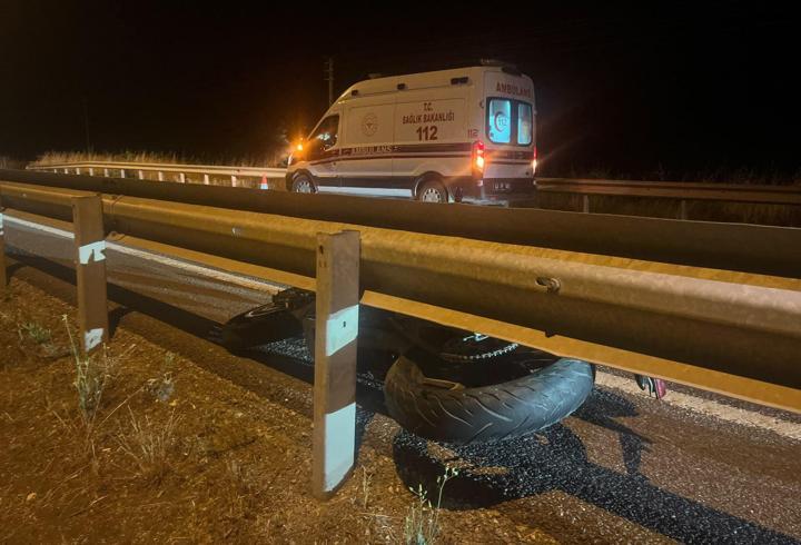 22 yaşındaki Mustafa, motosiklet kazasında öldü