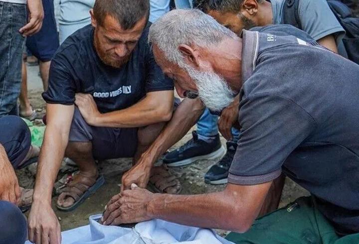 İsrail, Gazze’de cenaze törenine saldırı düzenledi: 7 ölü, 19 yaralı