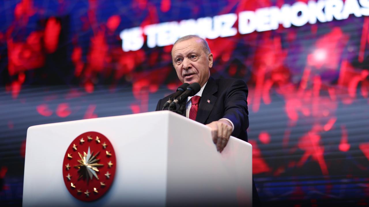 Cumhurbaşkanı Erdoğan'ın 15 Temmuz makalesi 44 ülkede yayımlandı