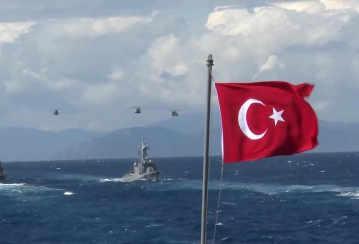 “İsrail ordusunu Türkiye’ye karşı hazırlıyor”