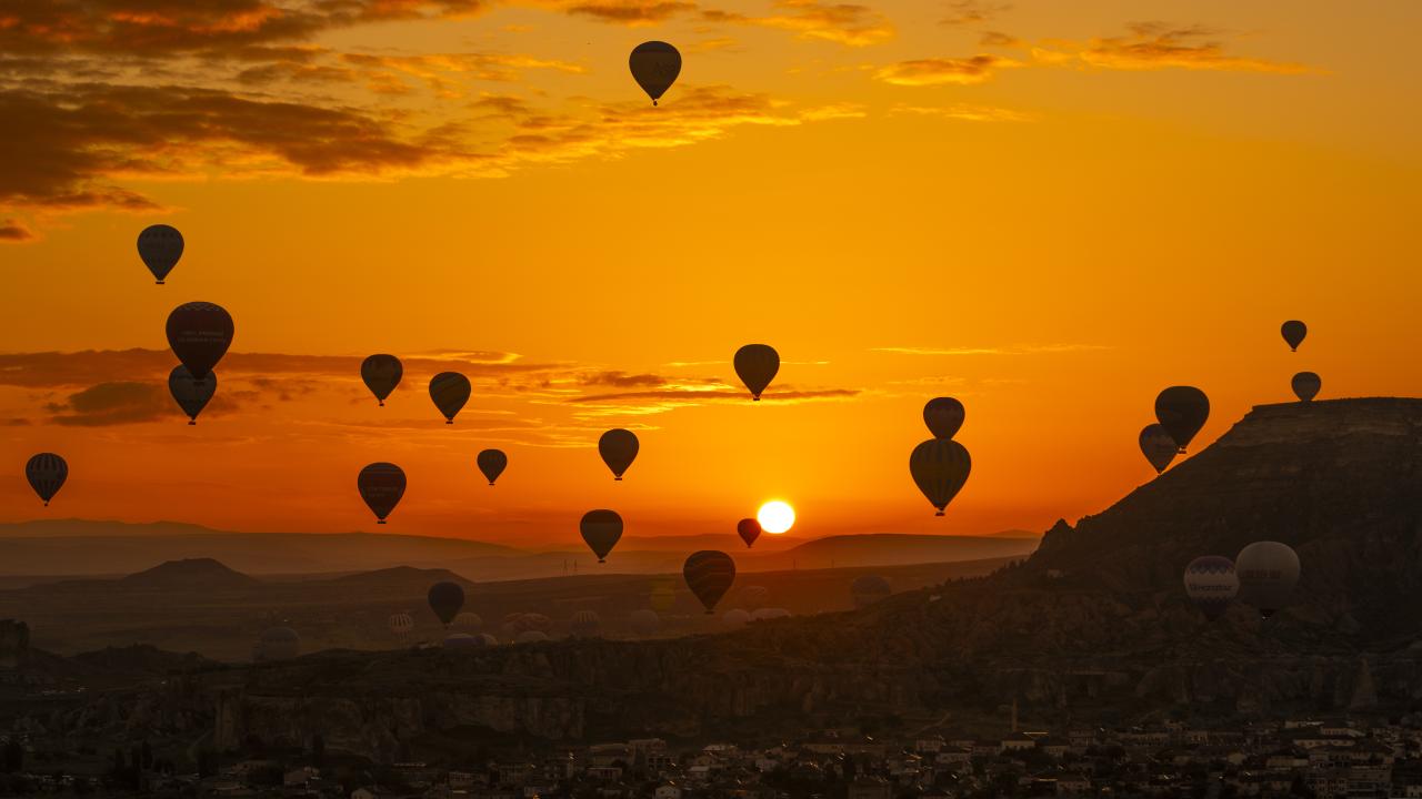 Kapadokya'da 6 ayda 250 bini aşkın turist balon turuna katıldı