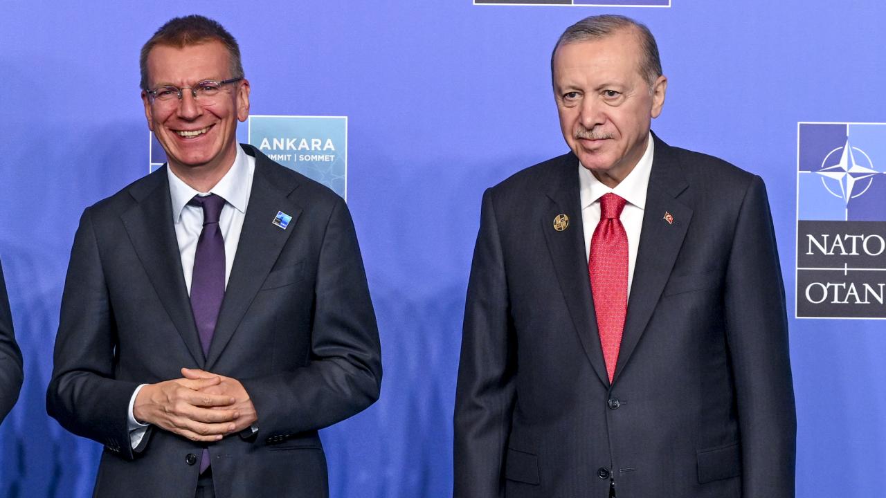 Cumhurbaşkanı Erdoğan, Rinkevics ile görüştü