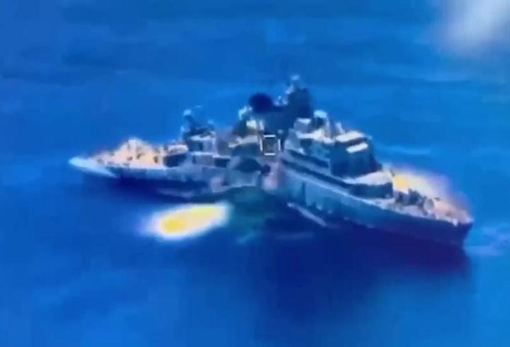 ROKETSAN'ın geliştirdiği AKYA torpidosu gemiyi ikiye böldü