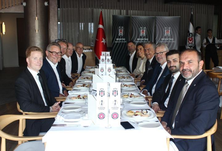 Beşiktaş, UEFA ve Midtjylland heyetlerini dostluk yemeğinde ağırladı