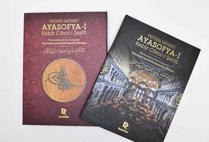 Ayasofya’ya yakışır özel bir eser: KUTLU FETHİN ZAFER NİŞANESİ