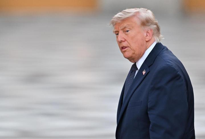 Trump, gelecek başkanlık seçimlerinde "bir kez daha aday olacağını" açıkladı