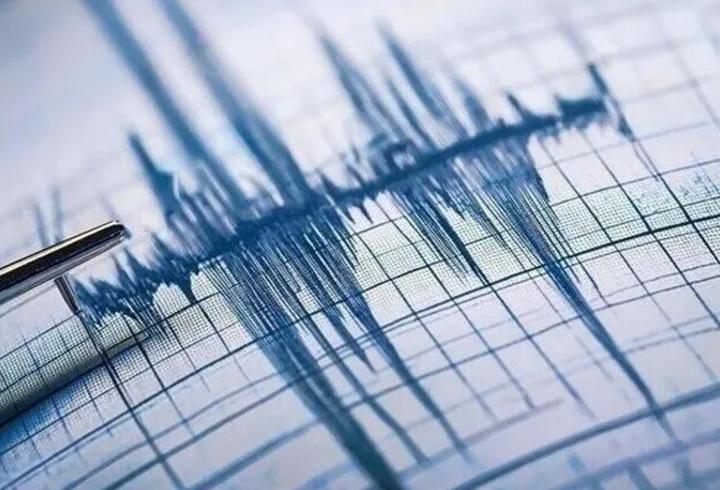 SON DAKİKA HABERİ: Ege Denizi'nde korkutan deprem