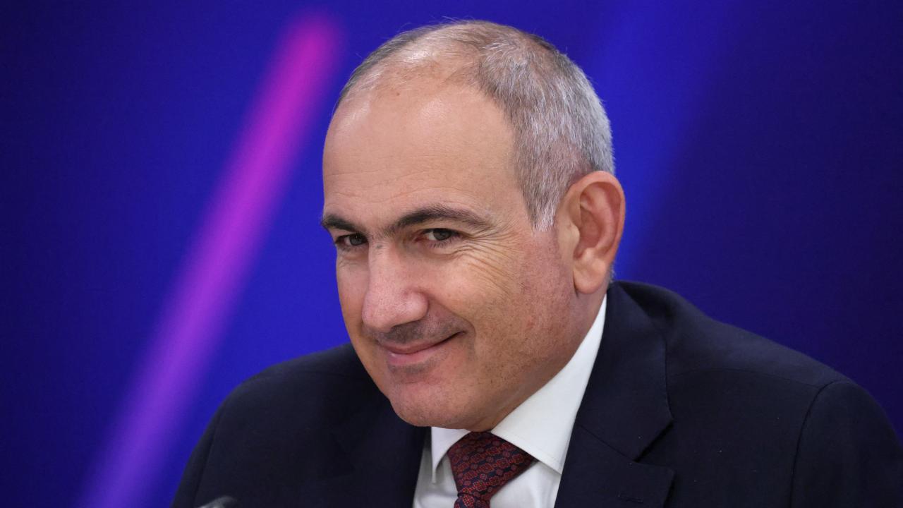 Ermenistan'da hükümetin istifasının ardından Paşinyan, yeniden başbakan olarak atandı