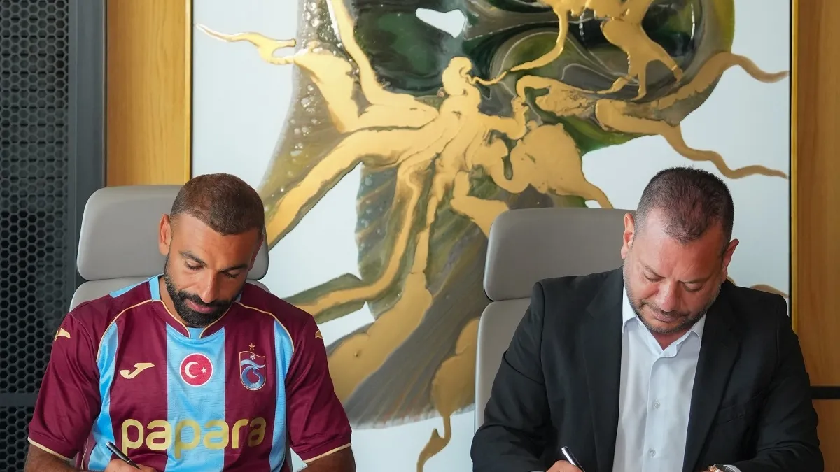 SON DAKİKA | Muhammed Salah resmen Trabzonspor'da Anlaşmanın detayları KAP'a bildirildi