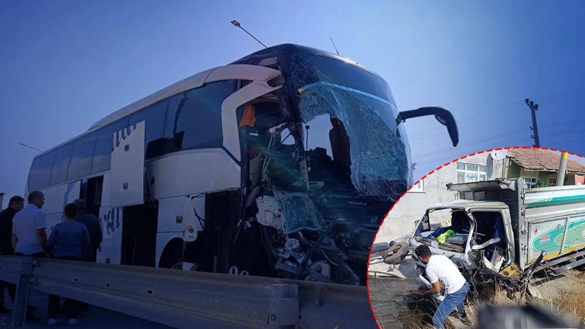 Afyon’da yolcu otobüsü ile kamyon çarpıştı: 1 ölü 15 yaralı