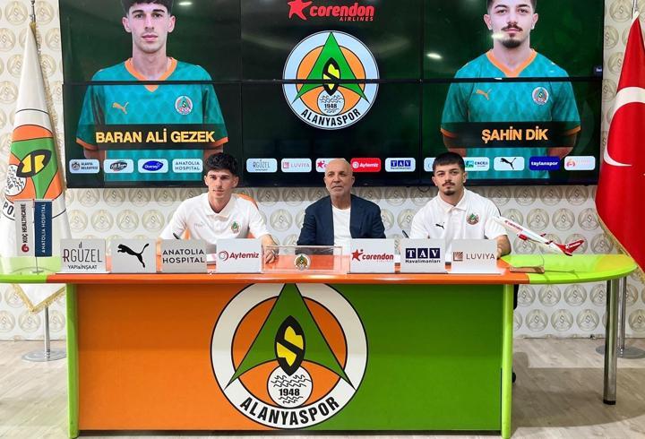 Alanyaspor, Baran Ali Gezek ve Şahin Dik'i transfer etti