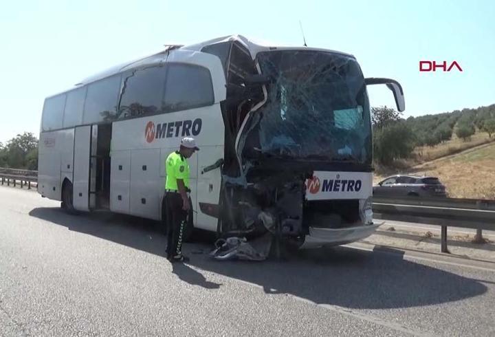 MANİSA'DA FECİ KAZA! 1 ölü, 7 yaralı
