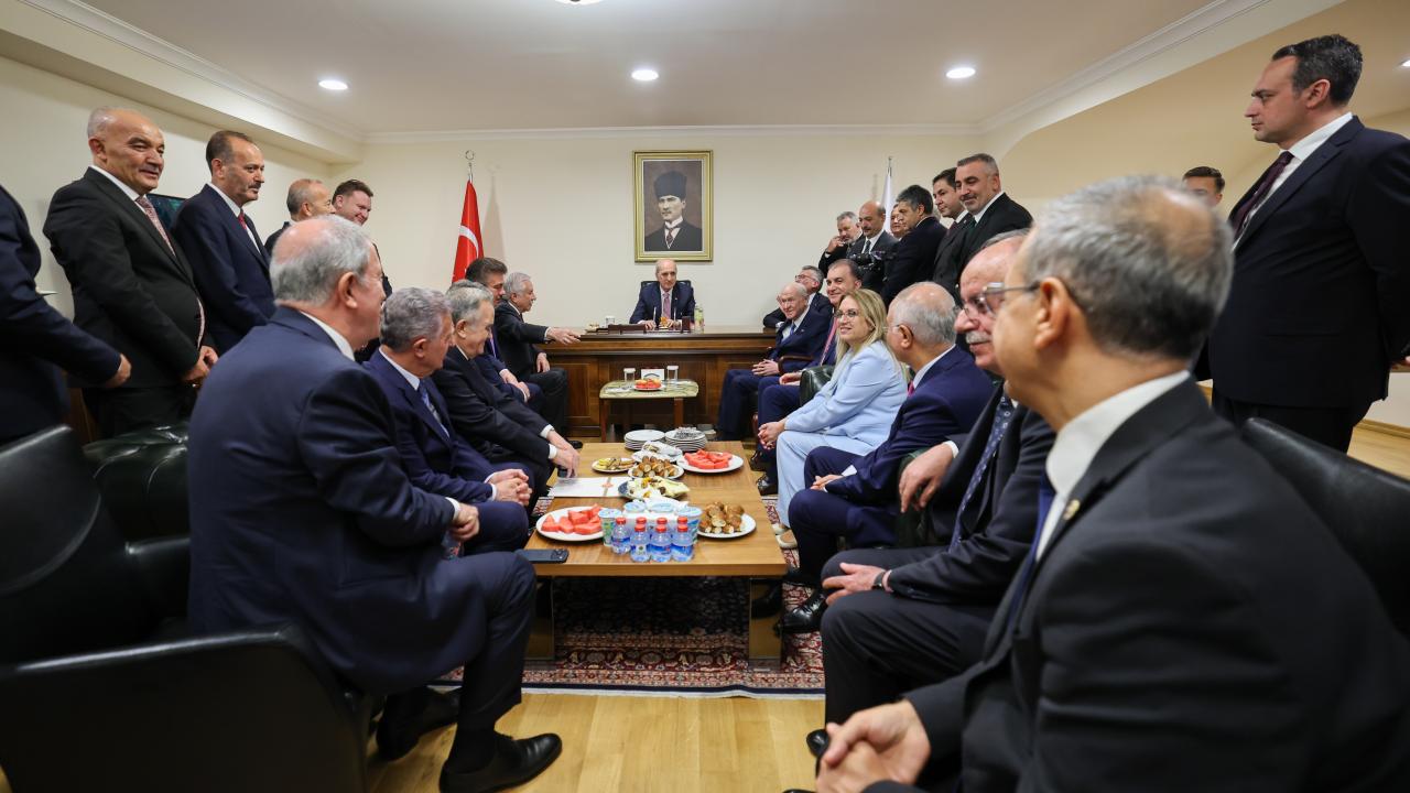 TBMM Başkanı Numan Kurtulmuş, kulisleri ziyaret etti