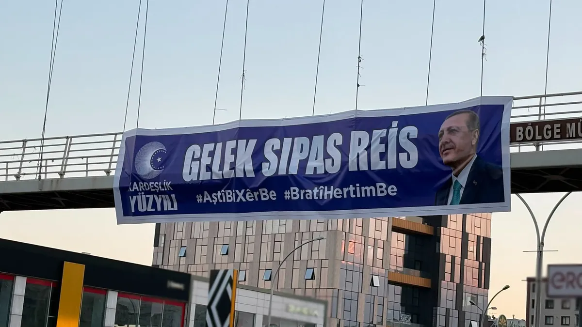 Kardeşlik Yüzyılı'nda tarihi irade! Diyarbakır'dan Başkan Erdoğan'a Kürtçe teşekkür: "Gelek Sıpas Reis"
