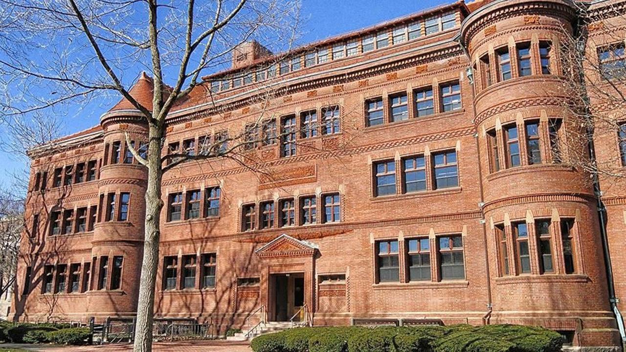 ABD'de yargıç, Trump yönetiminin Harvard Üniversitesine açtığı antisemitizm davasını düşürdü