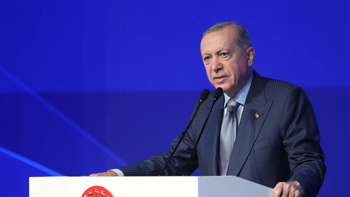 Başkan Erdoğan'dan AK Parti'nin 25. kuruluş yıl dönümü makalesi: Türkiye geleceğini kendi iradesiyle şekillendiren bir ülkeye dönüştü