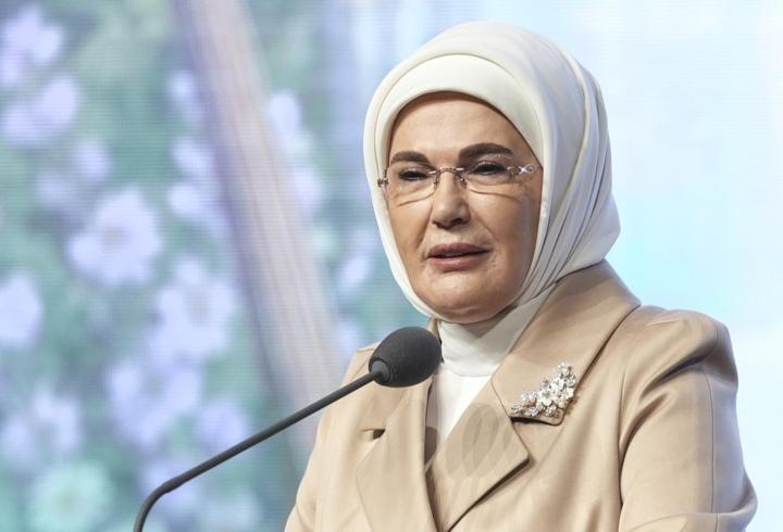 Emine Erdoğan'dan AK Parti'nin kuruluşunun 25. yıl dönümüne ilişkin paylaşım