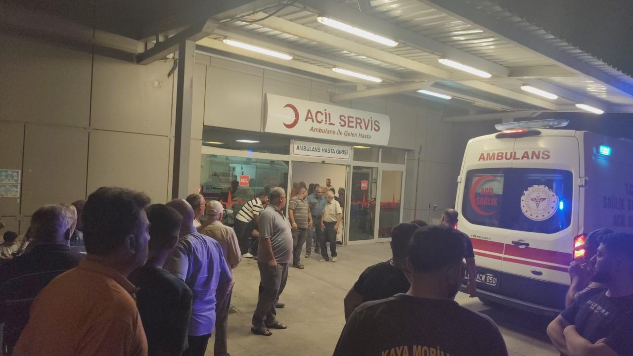 Şanlıurfa'da iki otomobil çarpıştı: 3 ölü