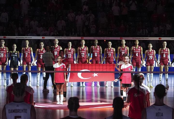 Filenin Sultanları, Letonya’ya set vermedi