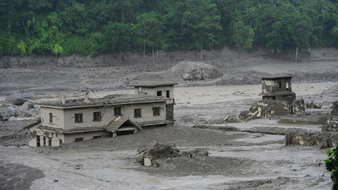 Nepal'deki sel felaketinde sınırın Çin tarafında 3 kişi öldü, 268 kişi kayboldu