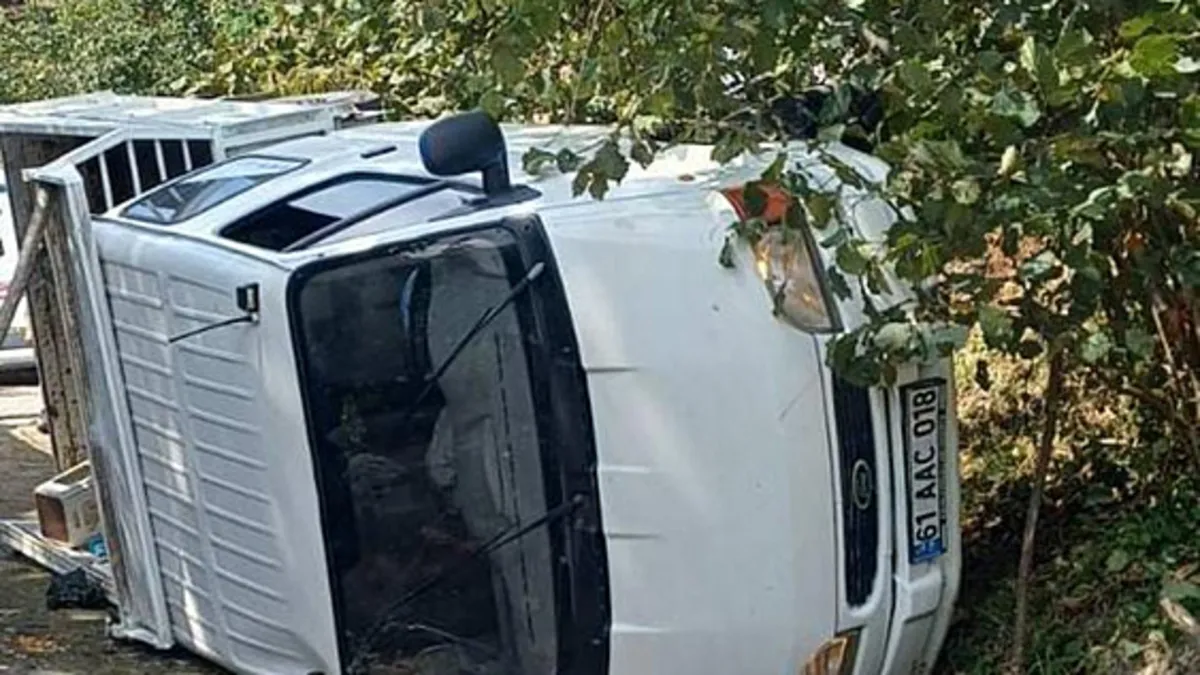 Giresun'da feci kaza! Fındık işçilerini taşıyan kamyonet devrildi: 14 yaralı