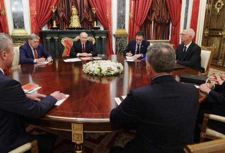 KRİTİK GÖRÜŞME BİTTİ! Putin'den Trump'a mesaj