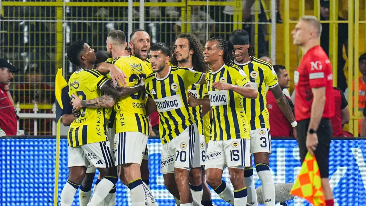 FENERBAHÇE EYÜPSPOR CANLI | Fenerbahçe, Eyüpspor'u konuk ediyor! İşte İsmail Kartal'ın 11'i