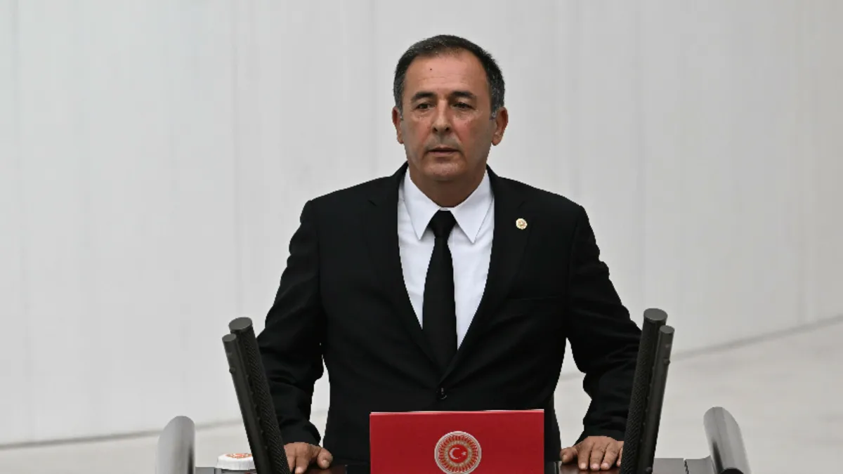 SON DAKİKA | Yeni Parti Antalya Milletvekili Mustafa Erdem'e rüşvet soruşturması! '5 milyon dolarlık' para trafiği