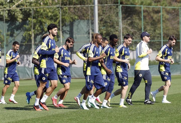 Fenerbahçe, Aston Villa maçının hazırlıklarına başladı