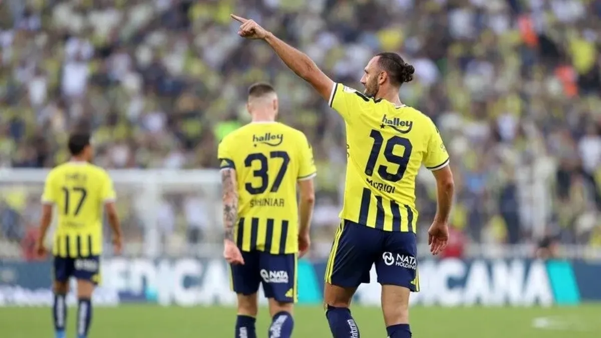 FENERBAHÇE CORENDON ALANYASPOR CANLI | Fenerbahçe, Alanyaspor'u ağırlıyor! İşte İsmail Kartal'ın 11'i