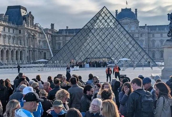 Eylemlere karşı Paris'teki bazı müzeler 24 Ekim'de kapalı olacak