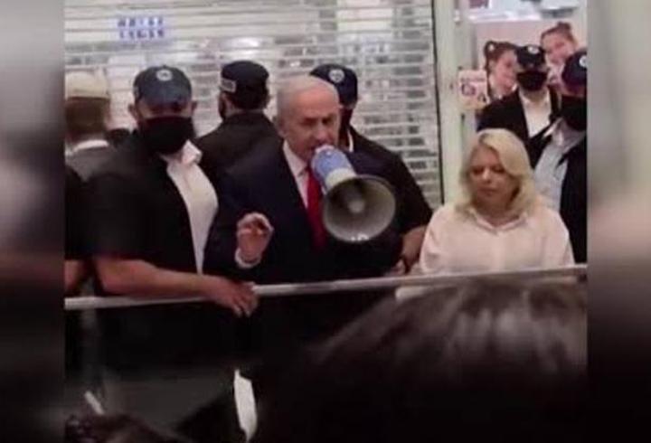 Netanyahu’dan son dakika hamlesi! AVM’de megafonla oy istedi