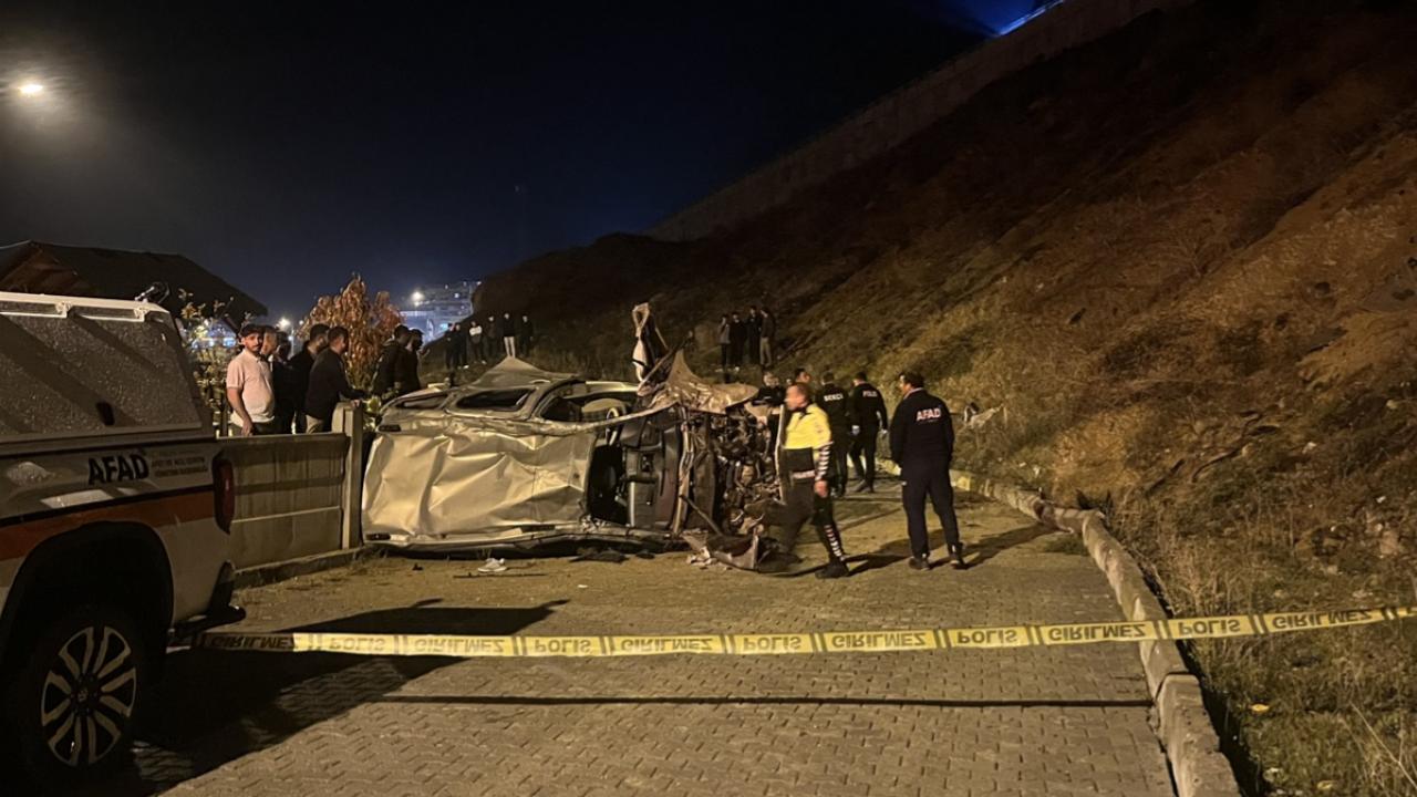 Şarampole devrilen araç takla attı: 2 ölü, 2 yaralı